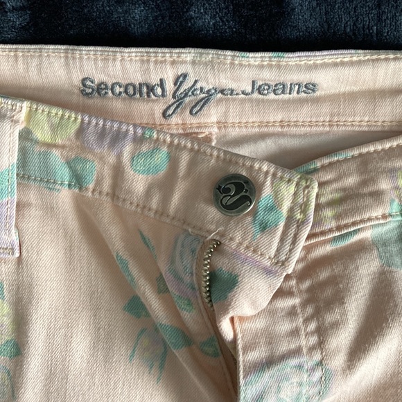 Second Yoga Jeans size 33 - Picture 2 of 5